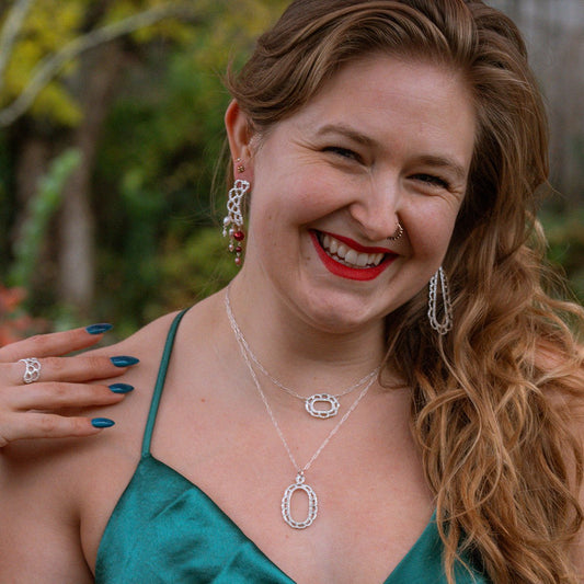 Horizontal Laurel Necklace
