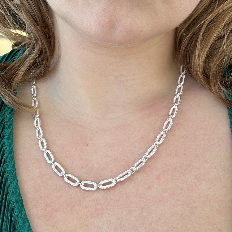 Taylor Paperclip Chain Necklace