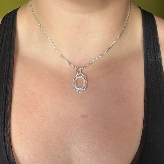 Small Laurel Pendant