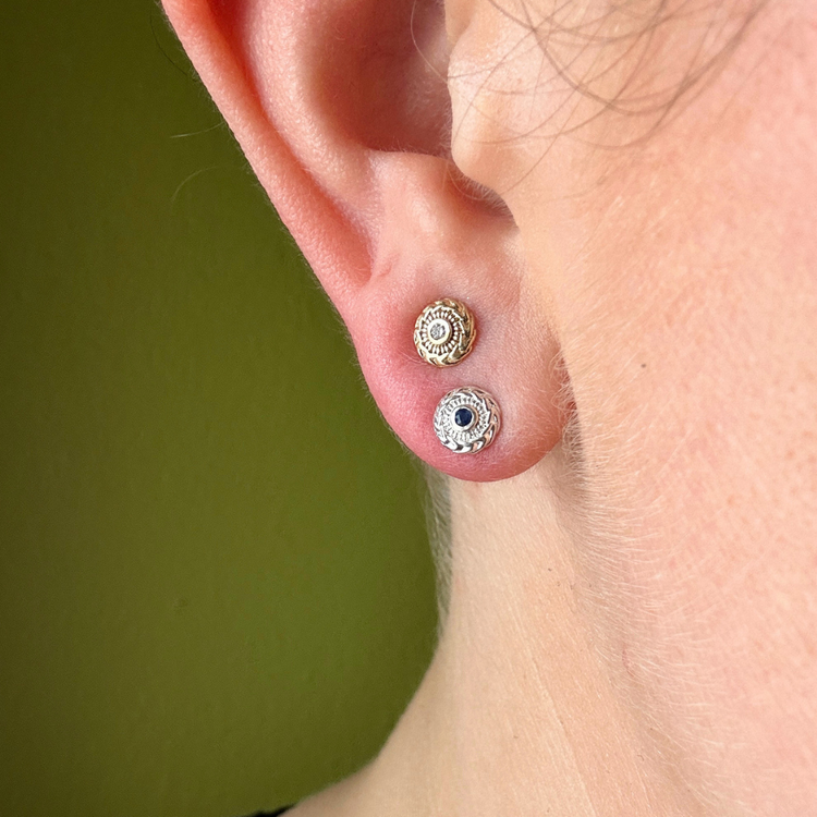 Vedo Studs - 10kt gold