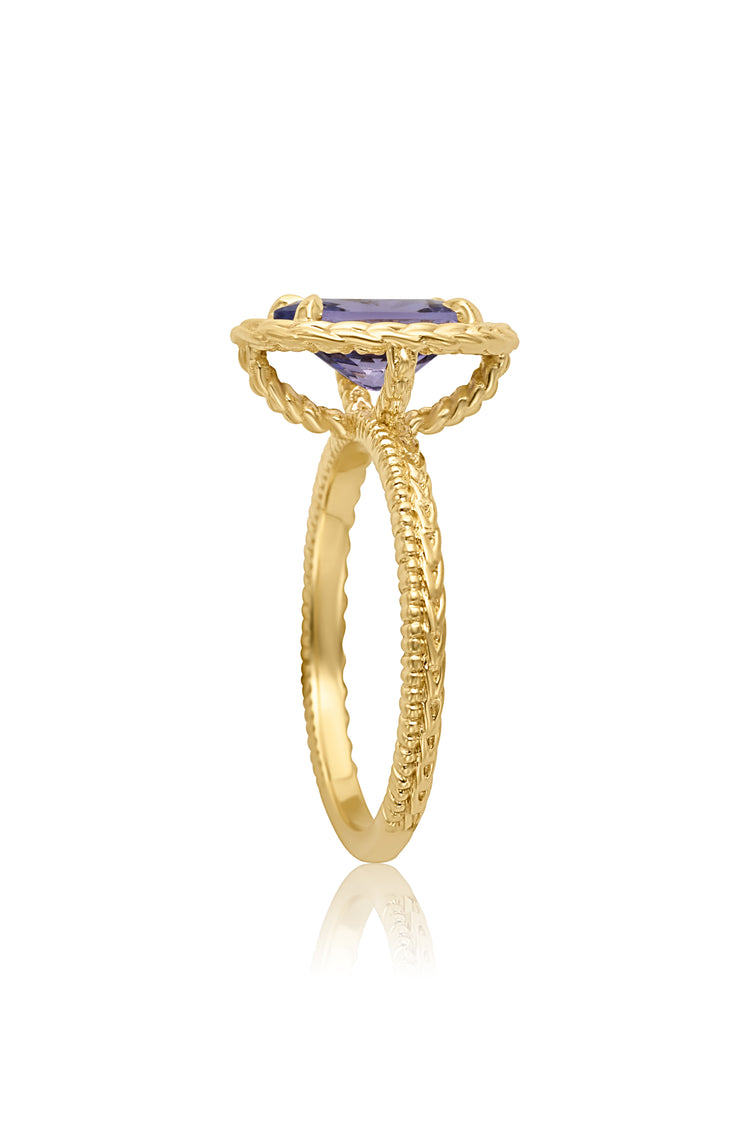Tanzanite Adri Solitaire // 10kt Recycled Gold